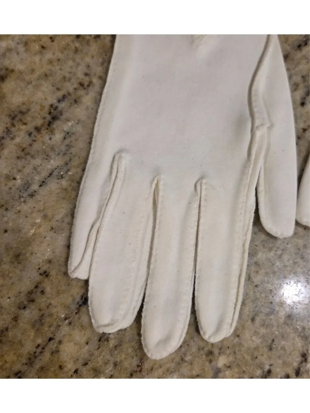 Vintage Womens Size M/L 7 Off-White Cotton Formal Gloves Chevron Notch Wrist